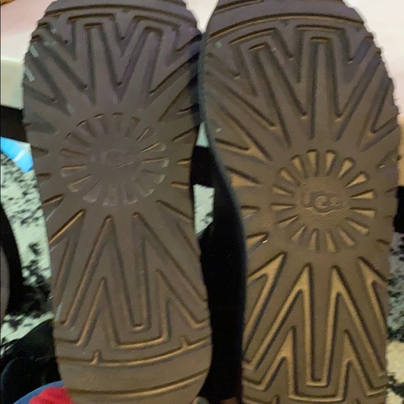 Ugg boots Bailey bow size 10 - Picture 4 of 4